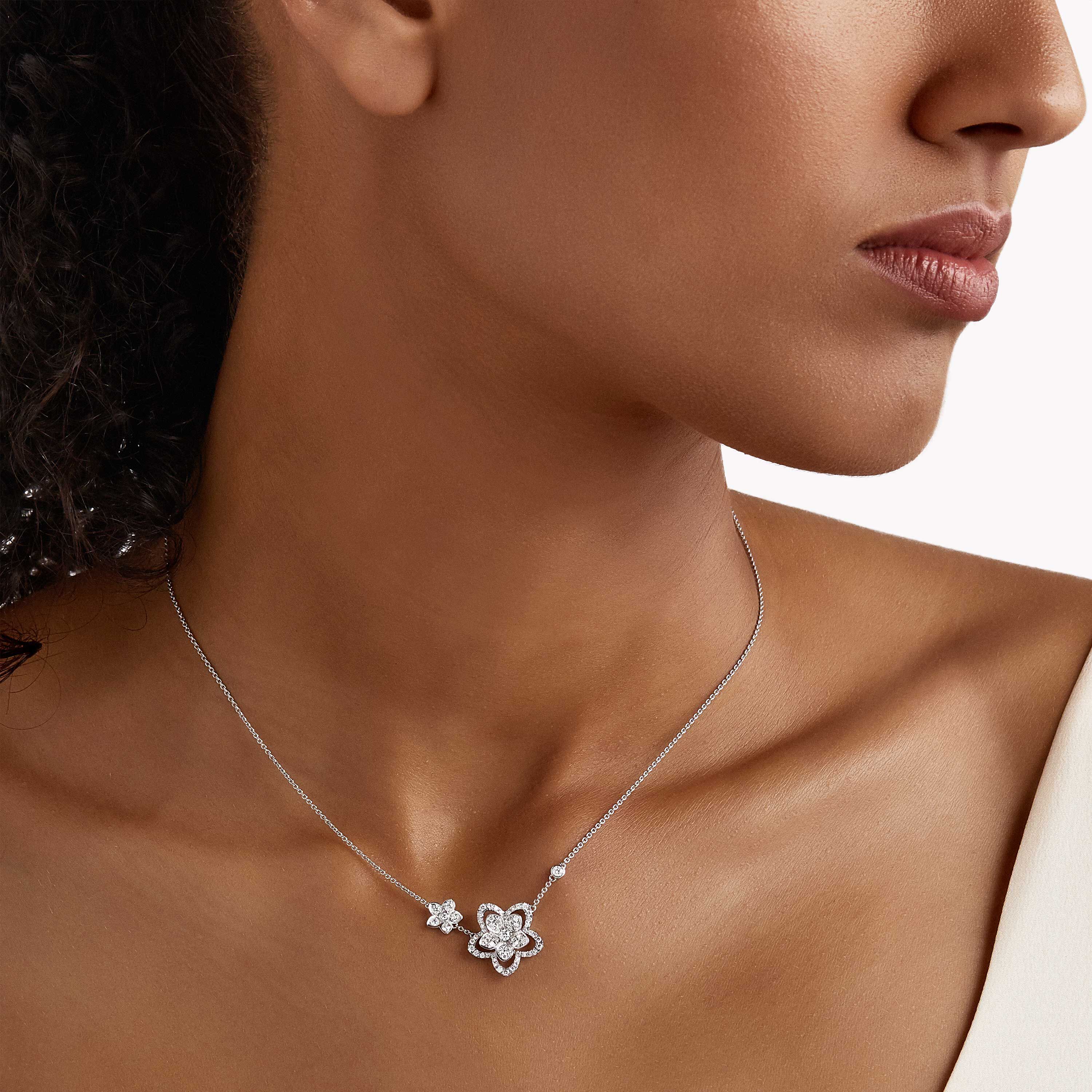 Double diamond shop pendant